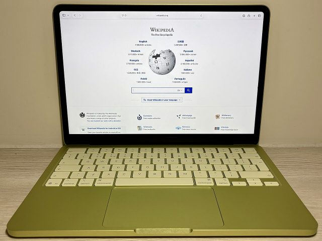 מחשב נייד Apple MacBook Neo 13 אינץ'